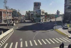 華勝路與新南路(鏡頭向北)