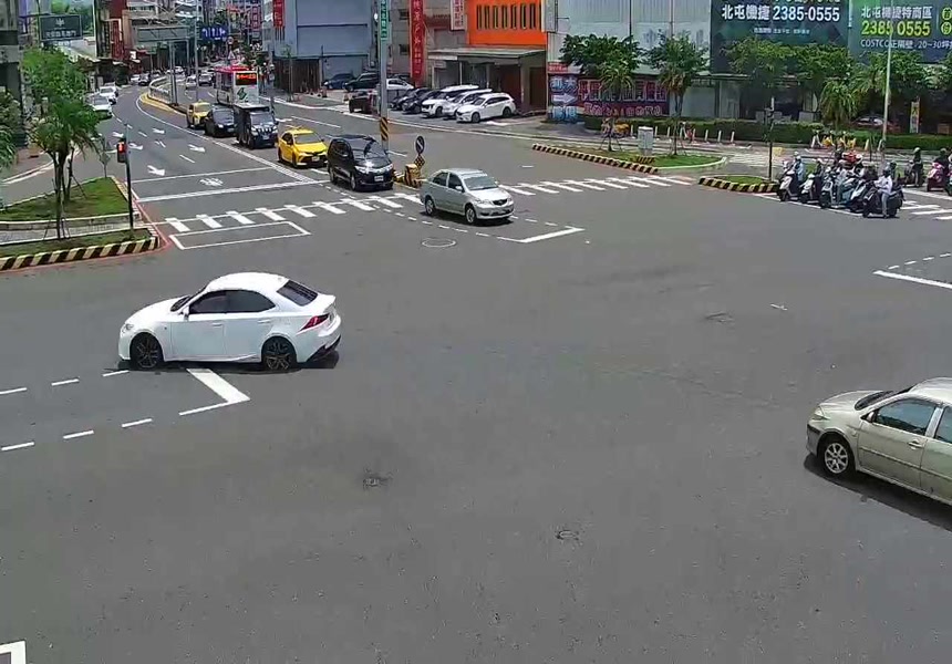 [C216]中清路一段/進化北路 臺中市 台中市 北區